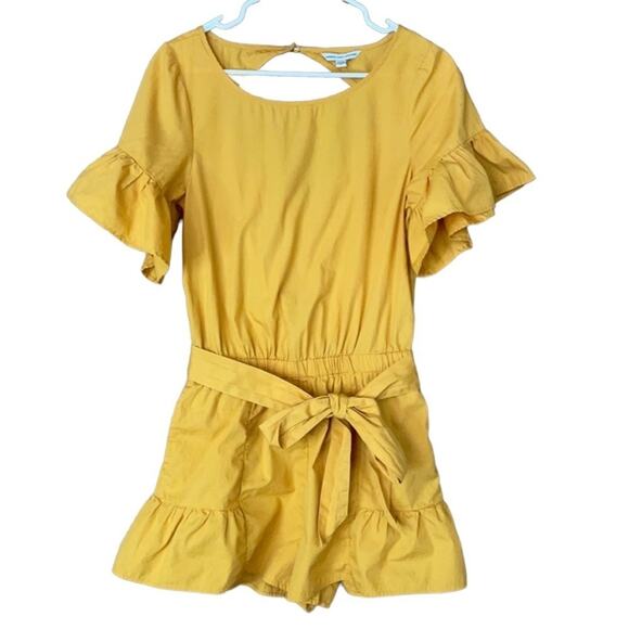 American Eagle Cut Out Back Ruffle Shorts Romper Mustard Yellow Size Small - Picture 1 of 12